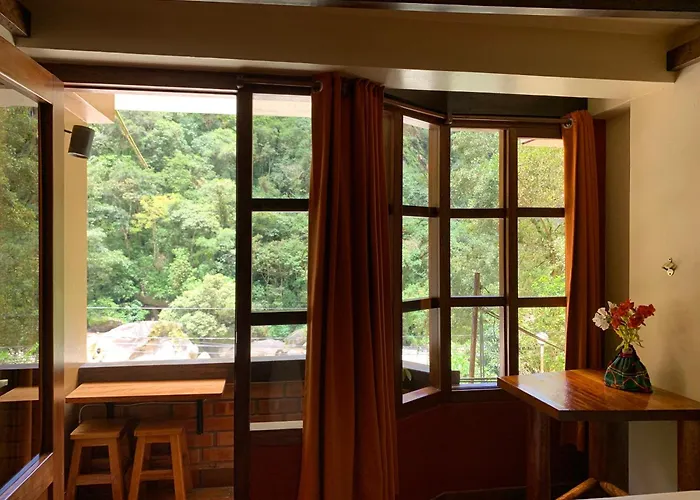 Panorama Couette-café Machu Picchu